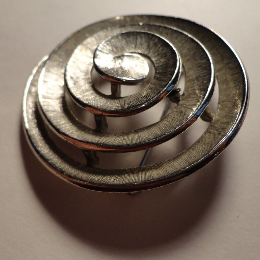 Silver Tone Swirl Brooch